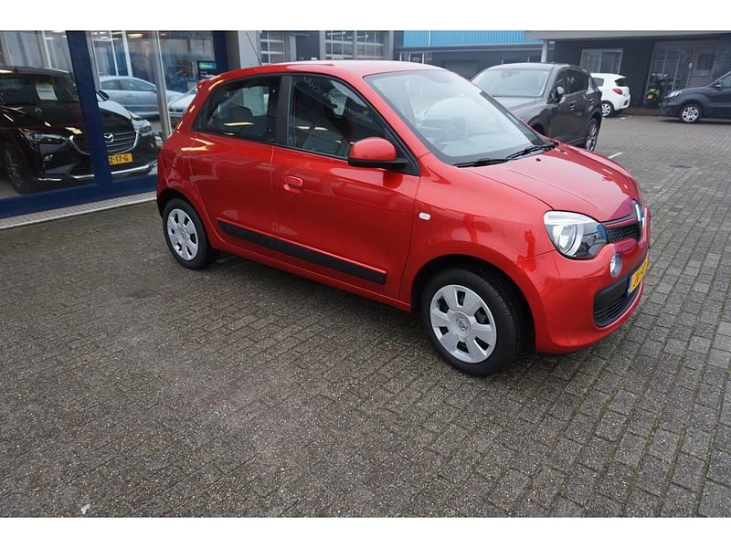 Occasion Renault Twingo Expression 71 PK (52 kW) 2016 Rood Hatchback