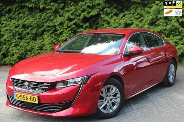 Rood Gebruikt 2019 Peugeot 508 Active Hatchback | € 14.995 (Iets duurder) - Afbeelding 1/4