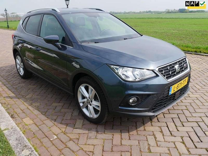 Grijs (metallic) Occasion 2021 Seat Arona FR SUV | € 19.965 (Super prijs) - Afbeelding 1/3