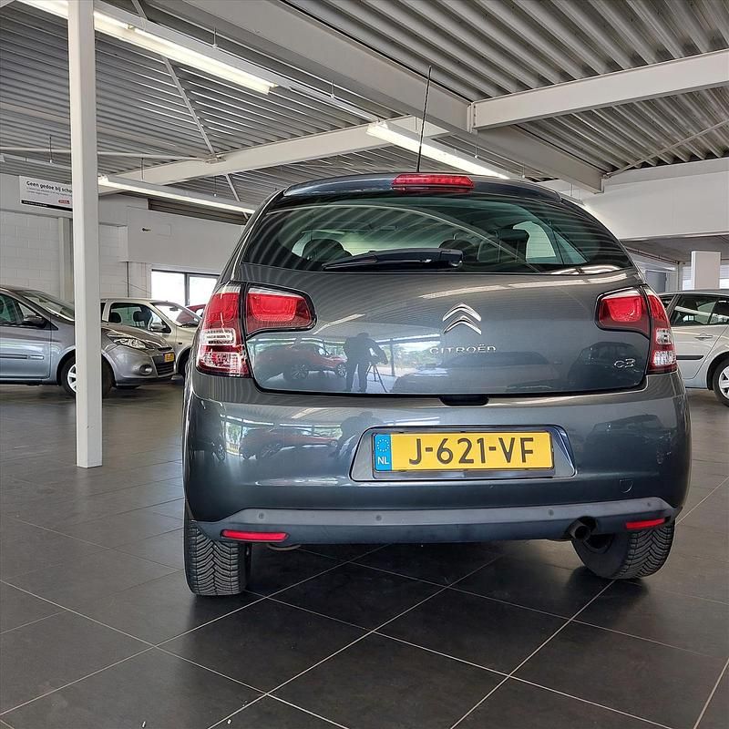 Grijs Gebruikt 2016 Citroën C3 PureTech Hatchback | € 7.695 (Eerlijke prijs) - Afbeelding 1/4