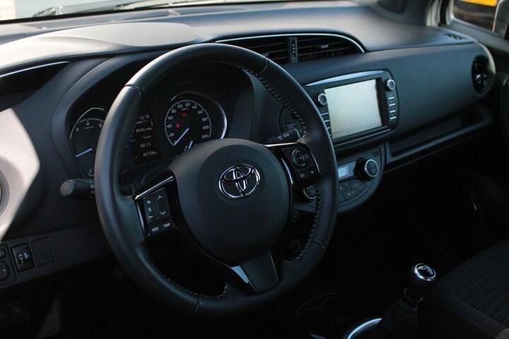 Occasion Toyota Yaris Executive 112 PK (82 kW) 2017 Wit Hatchback