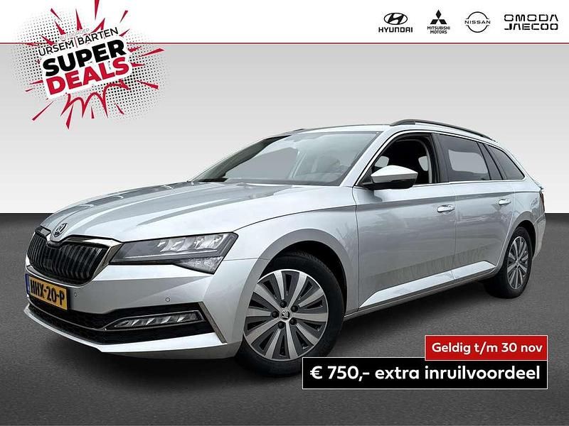 Grijs Gebruikt 2021 Skoda Superb Business Line Stationwagen | € 21.430 (Super prijs) - Afbeelding 1/4
