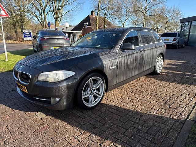 Occasion BMW 530 Executive 245 PK (180 kW) 2011 Grijs (metallic) Stationwagen
