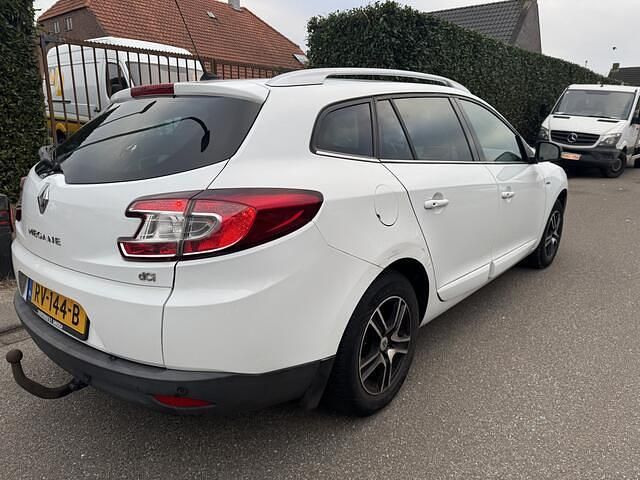 Occasion Renault Mégane GrandTour Bose Edition 111 PK (81 kW) 2014 Wit Stationwagen