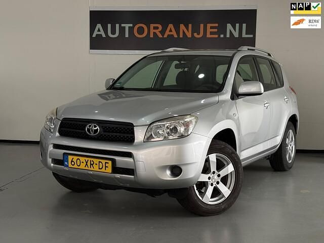 Grijs Gebruikt 2007 Toyota RAV4 Terra SUV | € 9.999 (Duur) - Afbeelding 1/4