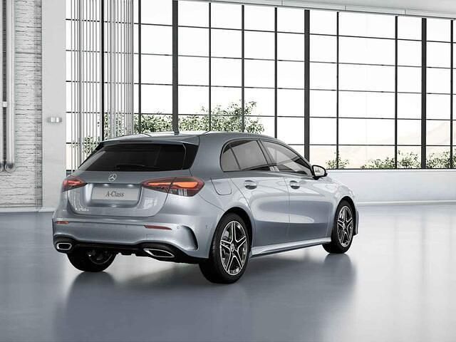 Nieuw Mercedes A250 Business 163 PK (119 kW) 2026 Zilver Hatchback