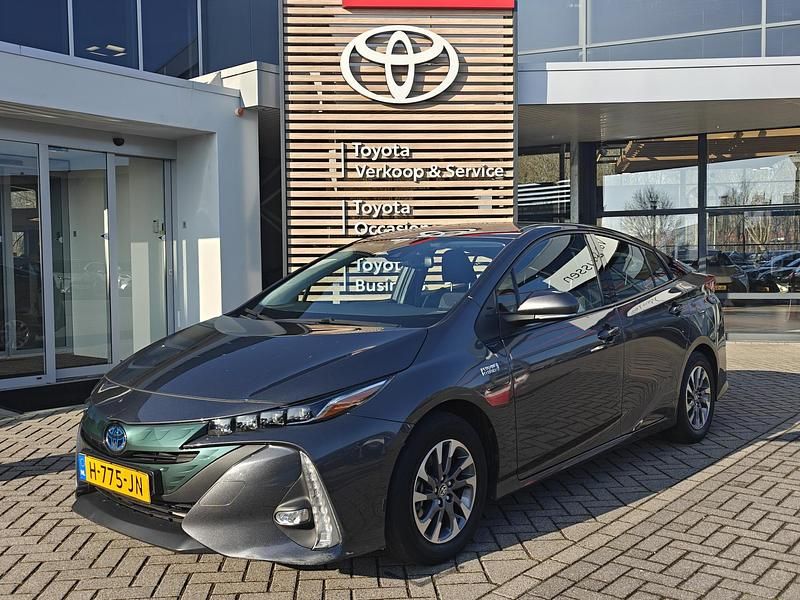 Occasion Toyota Prius 123 PK (90 kW) 2020 Grijs Hatchback