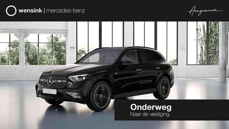 Zwart Nieuw 2025 Mercedes GLC300e Sport Edition SUV | € 79.148 (Goede deal) - Afbeelding 1/4