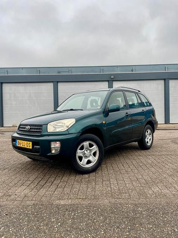 Groen Gebruikt 2003 Toyota RAV4 Stationwagen | € 5.250 (Eerlijke prijs) - Afbeelding 1/4