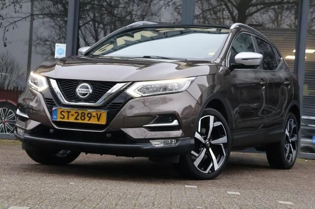 Bruin Gebruikt 2018 Nissan Qashqai Tekna+ SUV | € 16.745 (Iets duurder) - Afbeelding 1/4