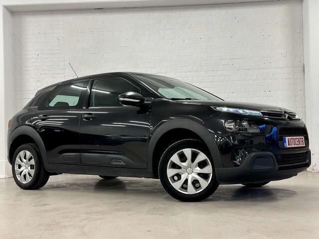 Zwart Occasion 2018 Citroën C4 Cactus Hatchback | € 8.900 (Goede deal) - Afbeelding 1/4