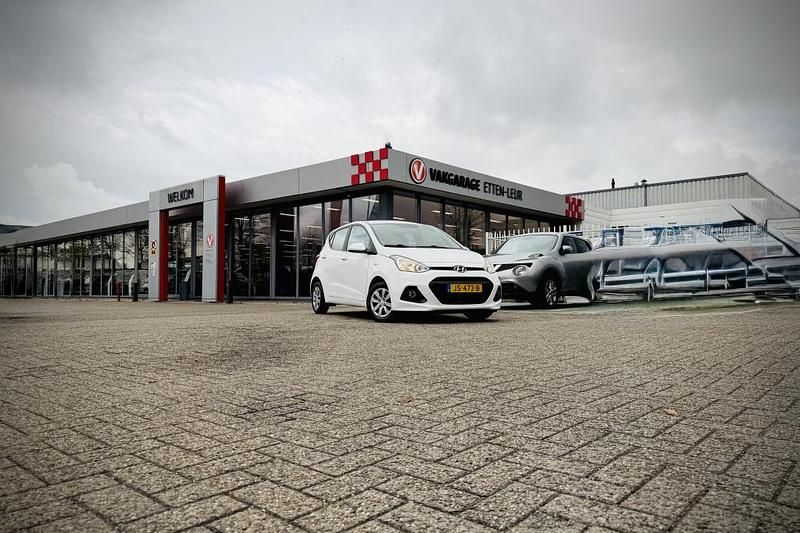 Occasion 2016 Hyundai i10 Comfort 67 PK Hatchback – 4879AT ETTEN-LEUR ...