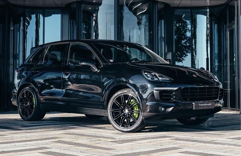 Zwart Occasion 2015 Porsche Cayenne SUV | € 29.500 (Eerlijke prijs) - Afbeelding 1/4