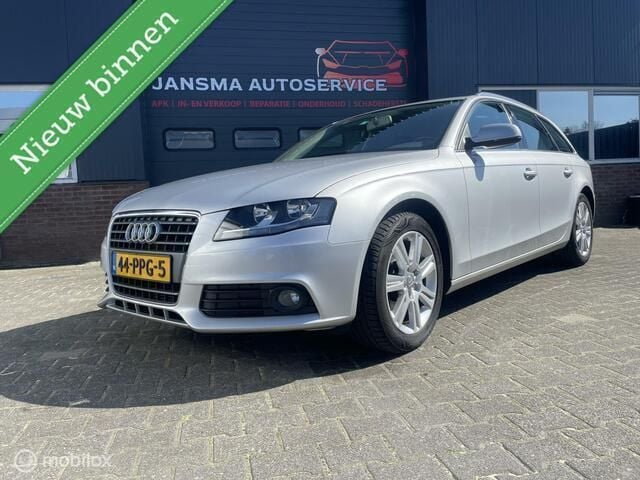 Grijs, metallic lak Gebruikt 2011 Audi A4 Proline Stationwagen | € 6.300 (Goede deal) - Afbeelding 1/4