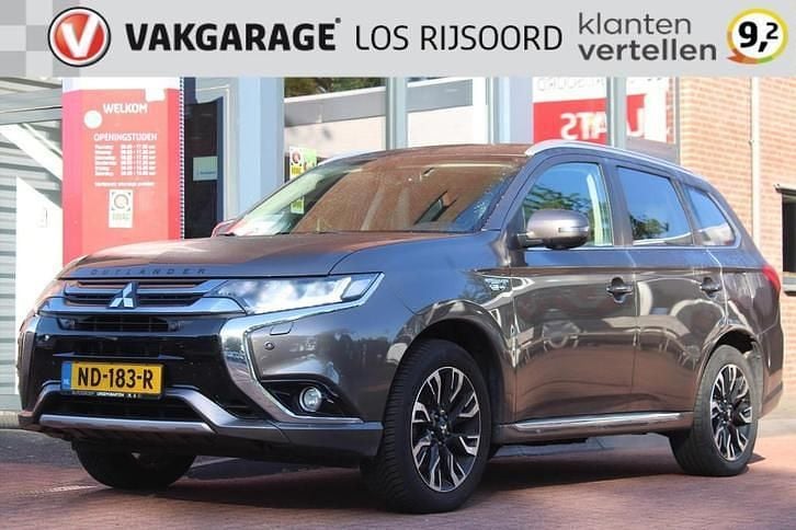 Occasion Mitsubishi Outlander Instyle 121 PK (88 kW) 2017 Bruin SUV