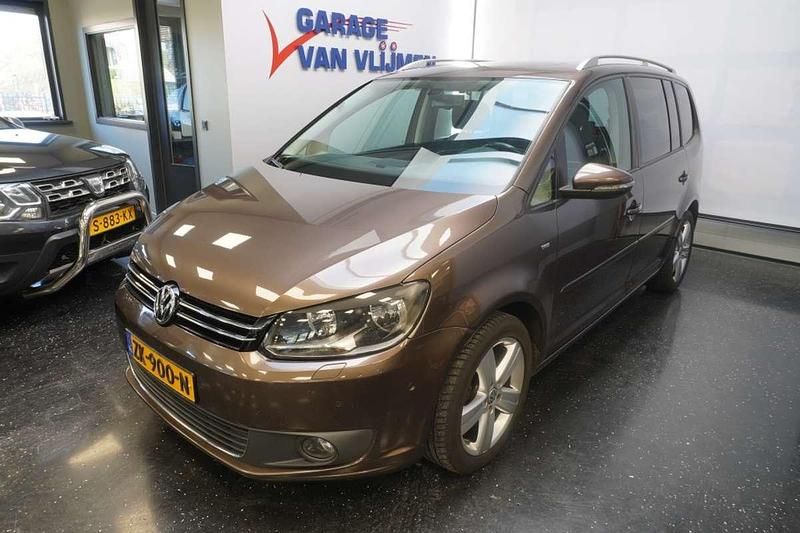 Bruin (metallic) Gebruikt 2015 VW Touran Comfortline MPV | € 9.150 (Eerlijke prijs) - Afbeelding 1/4