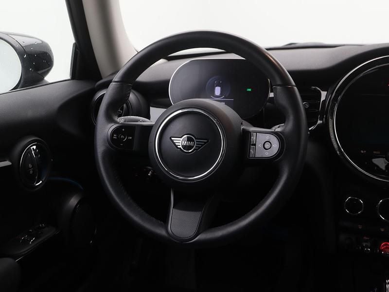 Occasion Mini Cooper Business 136 PK (100 kW) 2022 Blauw Hatchback