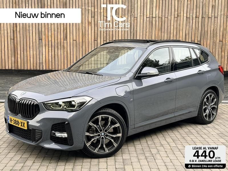 Grijs Gebruikt 2020 BMW X1 M Sport SUV | € 27.450 (Iets duurder) - Afbeelding 1/4