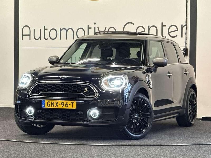 Zwart Gebruikt 2020 Mini Cooper S Countryman Chili SUV | € 27.895 (Eerlijke prijs) - Afbeelding 1/4