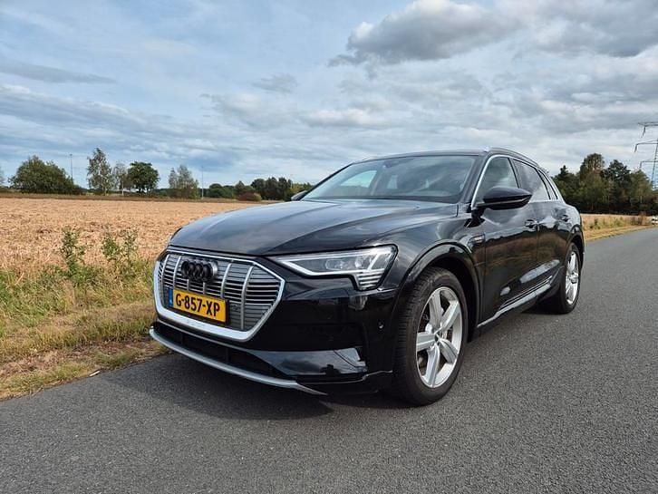 Zwart Gebruikt 2019 Audi e-tron SUV | € 23.000 (Super prijs) - Afbeelding 1/4