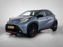 Grijs Gebruikt 2023 Toyota Aygo Limited Hatchback | € 23.950 (Duur) - Afbeelding 1/3