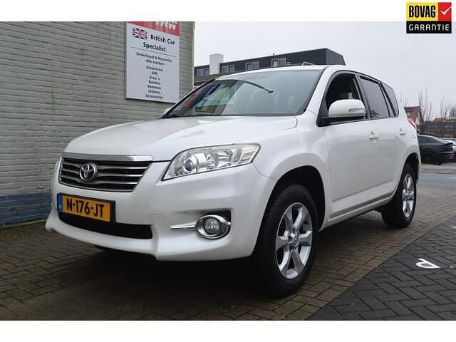 Wit Occasion 2012 Toyota RAV4 SUV | € 13.500 (Eerlijke prijs) - Afbeelding 1/4