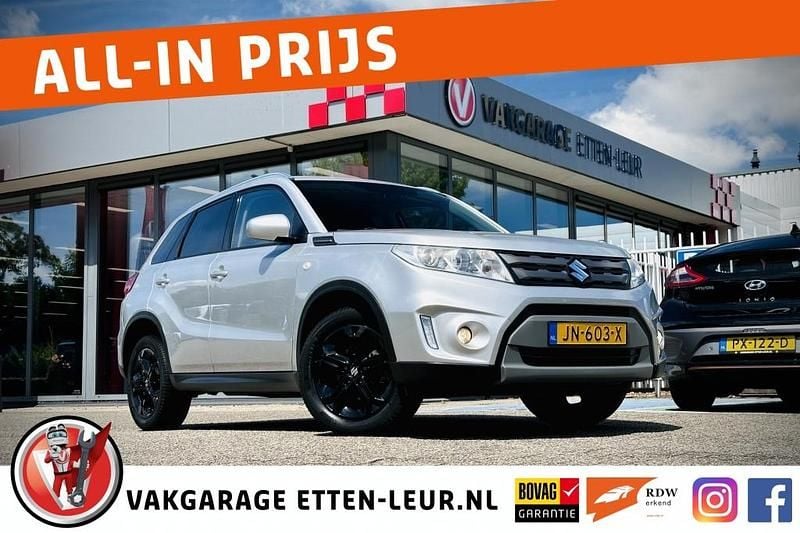 Grijs Gebruikt 2016 Suzuki Vitara Exclusive SUV | € 15.785 (Eerlijke prijs) - Afbeelding 1/4