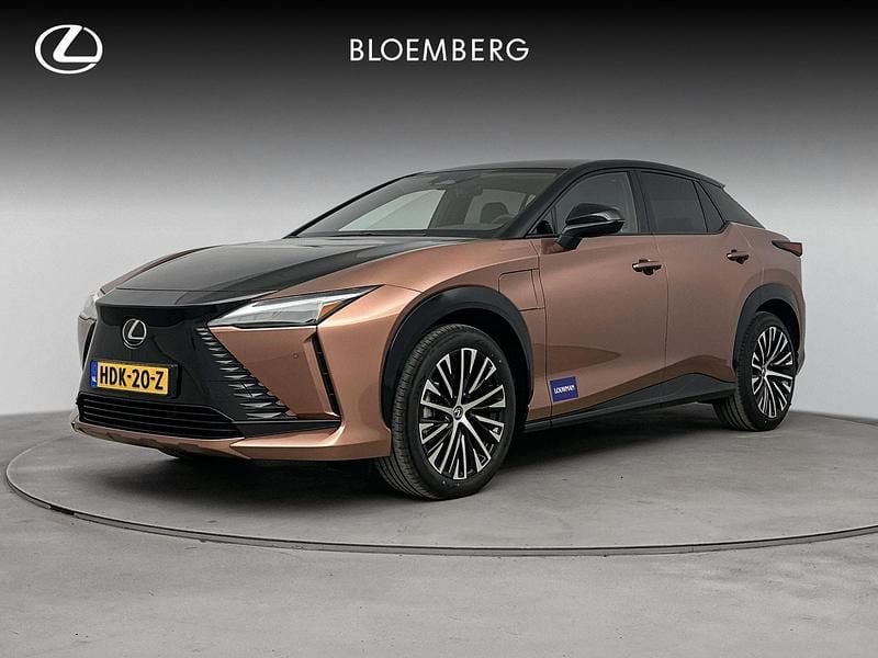 Bruin Occasion 2025 Lexus RZ 450e Luxury Line SUV | € 54.950 - Afbeelding 1/4