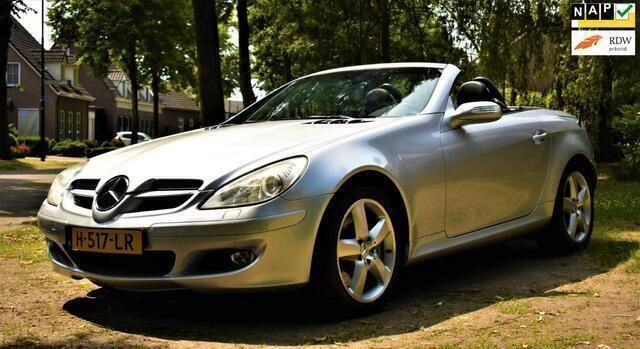Grijs Gebruikt 2004 Mercedes SLK350 Cabriolet | € 12.499 (Iets duurder) - Afbeelding 1/4