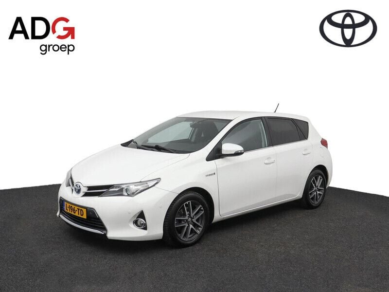 Wit Gebruikt 2015 Toyota Auris Hybrid Hatchback | € 13.950 (Eerlijke prijs) - Afbeelding 1/4
