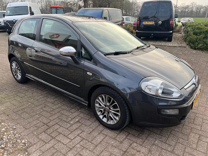 Occasion Fiat Punto Dynamic 84 PK (61 kW) 2011 Grijs Hatchback
