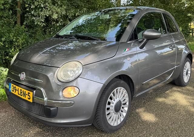 Grijs Gebruikt 2010 Fiat 500 Lounge Hatchback | € 3.250 (Eerlijke prijs) - Afbeelding 1/4