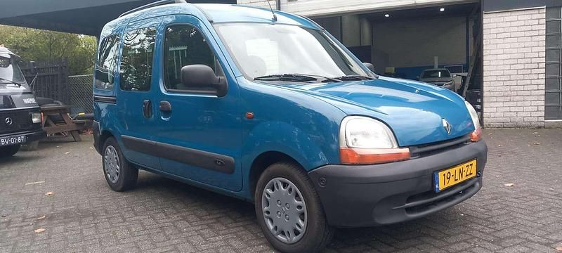 Blauw Gebruikt 2003 Renault Kangoo Authentique Stationwagen | € 2.450 (Duur) - Afbeelding 1/4