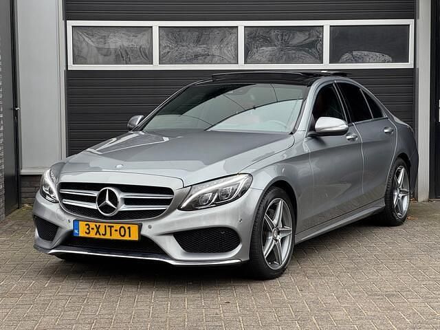Grijs Occasion 2014 Mercedes C200 AMG Sedan | € 20.450 (Iets duurder) - Afbeelding 1/4