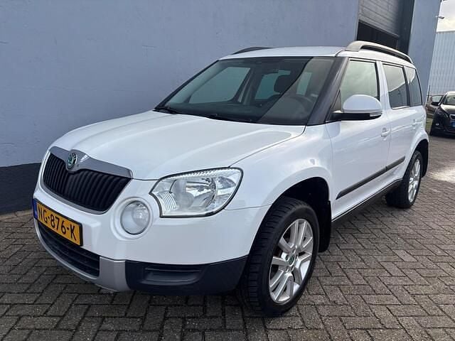 Wit Occasion 2013 Skoda Yeti Ambition SUV | € 8.450 (Eerlijke prijs) - Afbeelding 1/4