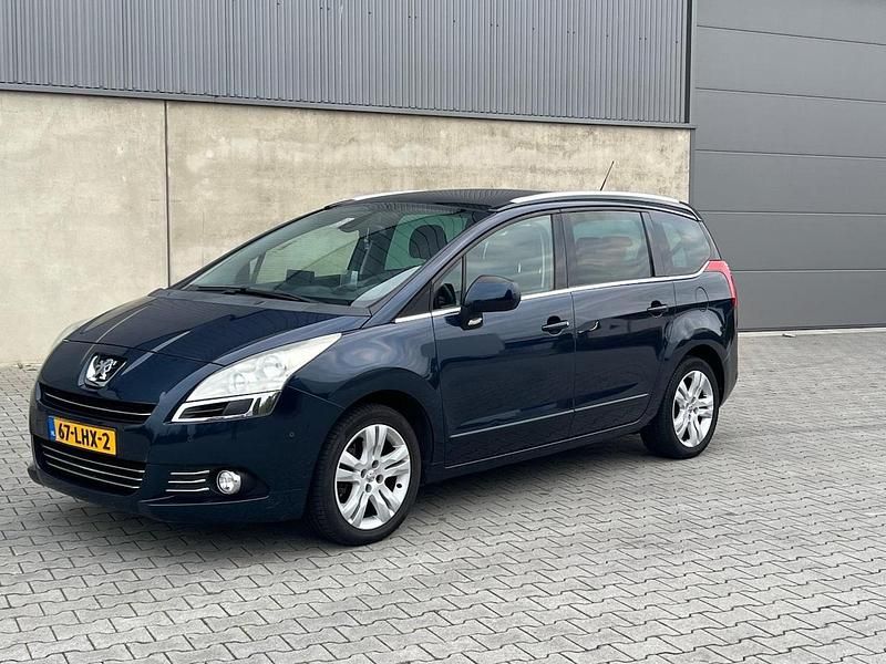 Blauw Gebruikt 2010 Peugeot 5008 MPV | € 2.950 (Eerlijke prijs) - Afbeelding 1/4