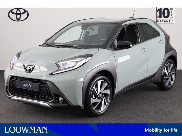 Groen Gebruikt 2024 Toyota Aygo Envy Hatchback | € 22.700 (Duur) - Afbeelding 1/4