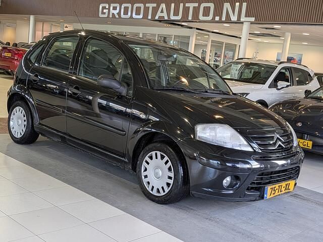 Zwart Gebruikt 2006 Citroën C3 Hatchback | € 944 (Eerlijke prijs) - Afbeelding 1/4
