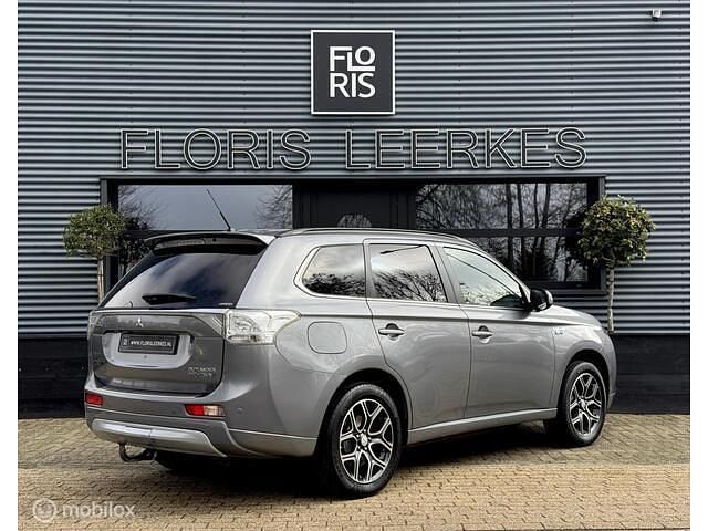 Occasion Mitsubishi Outlander 121 PK (88 kW) 2013 Grijs SUV