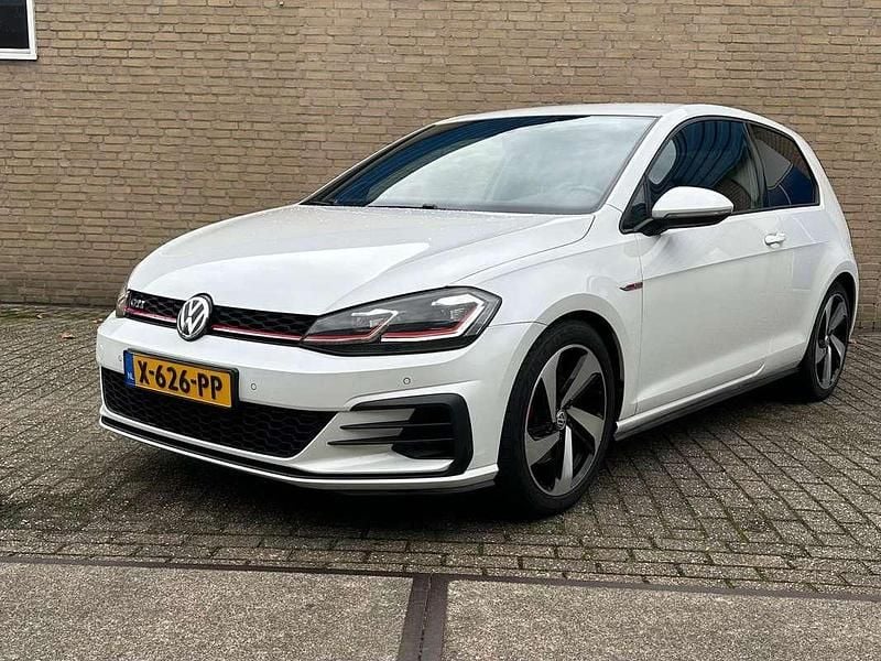 Gebruikt 2017 VW Golf VII GTI Stationwagen | € 18.200 (Super prijs) - Afbeelding 1/4