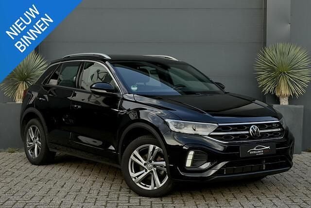 Zwart Gebruikt 2021 VW T-Roc R-line SUV | € 29.950 (Eerlijke prijs) - Afbeelding 1/4