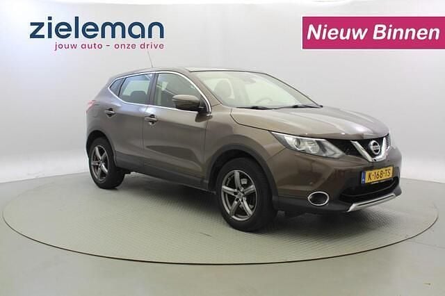 Bruin Gebruikt 2015 Nissan Qashqai Acenta SUV | € 10.645 (Eerlijke prijs) - Afbeelding 1/4