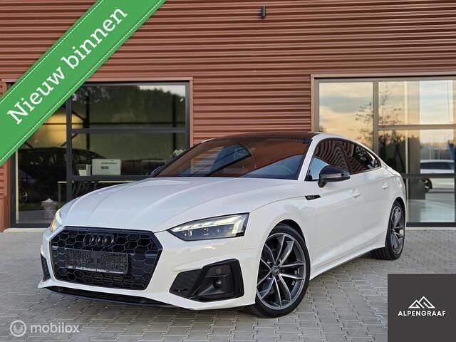 Wit Gebruikt 2020 Audi A5 Sportback S-Line Hatchback | € 29.900 (Eerlijke prijs) - Afbeelding 1/4