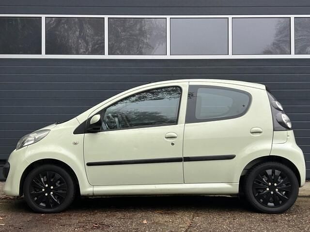 Geel Gebruikt 2008 Citroën C1 Seduction Hatchback | € 1.749 (Goede deal) - Afbeelding 1/4