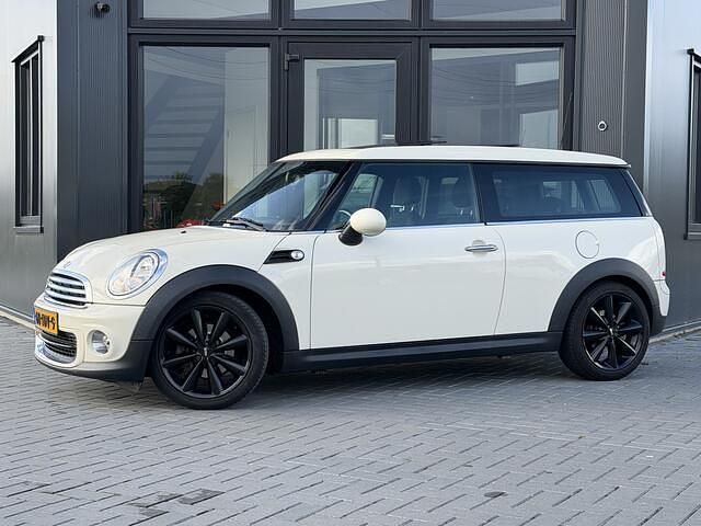 Wit Gebruikt 2012 Mini Clubman Stationwagen | € 7.250 - Afbeelding 1/4