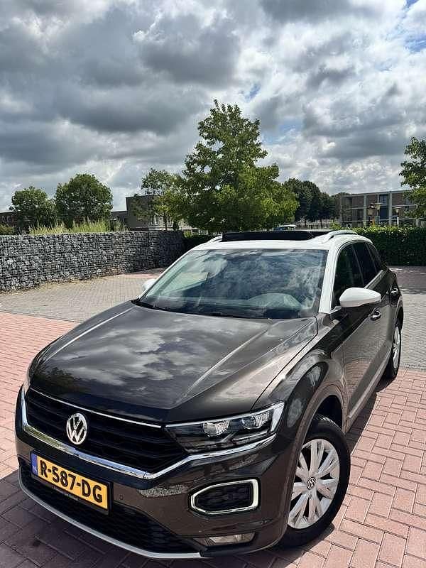 Bruin Gebruikt 2018 VW T-Roc Sport SUV | € 15.800 (Goede deal) - Afbeelding 1/4