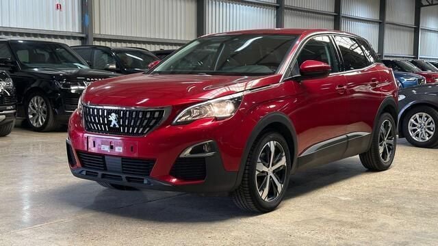 Rood Gebruikt 2017 Peugeot 3008 Allure SUV | € 11.500 (Super prijs) - Afbeelding 1/4