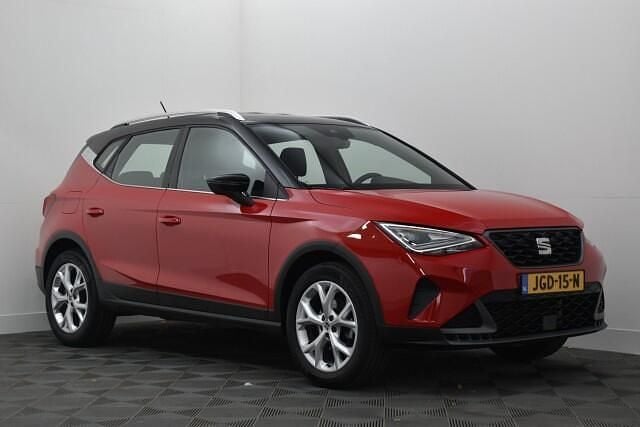 Rood Gebruikt 2022 Seat Arona Business SUV | € 22.750 (Duur) - Afbeelding 1/4