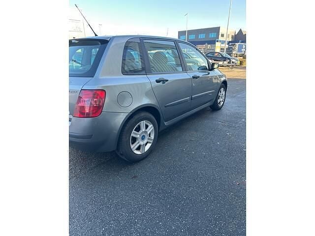 Occasion Fiat Stilo Young 95 PK (69 kW) 2006 Grijs Hatchback