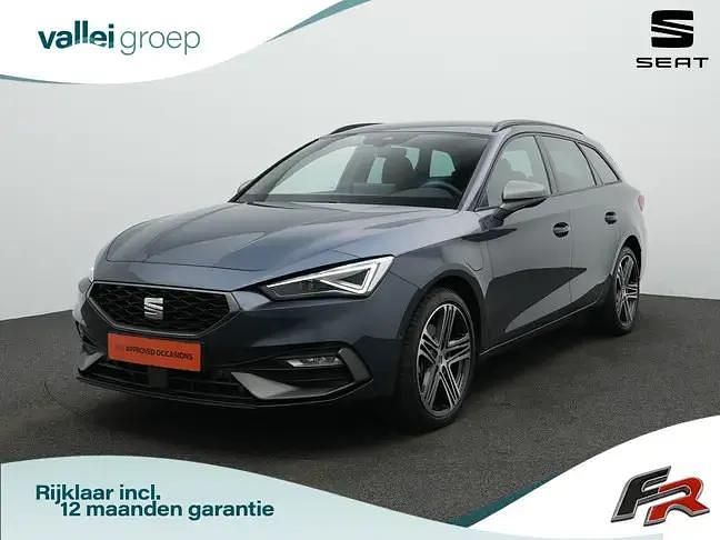 Grijs Gebruikt 2025 Seat Leon FR Stationwagen | € 33.900 (Duur) - Afbeelding 1/4